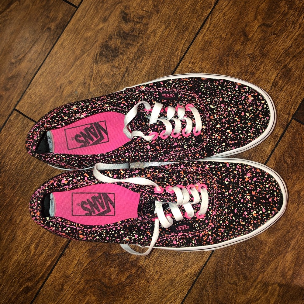 Vans GLOW IN THE DARK shoes! Size: 8.5 women